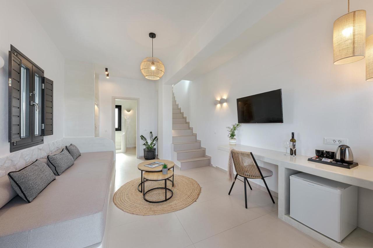 Onyx Hotel & Suites Karterados  Buitenkant foto