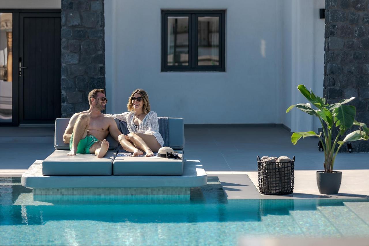 Onyx Hotel & Suites Karterados  Buitenkant foto